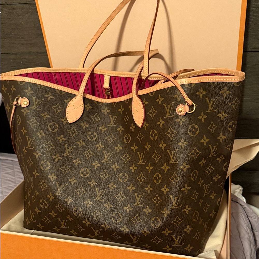 Louis Vuitton Monogram Tote with Pink Interior